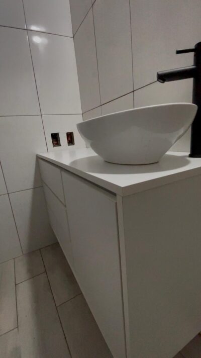 Mueble de Baño Suspendido Perfil Gola - Imagen 4